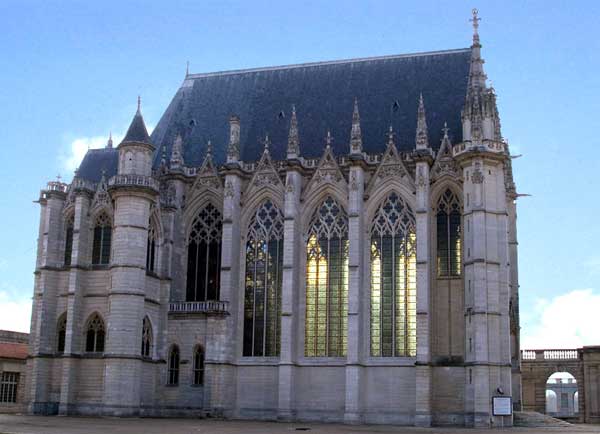 Vincennes, le château : la chapelle castrale (1380-1552)