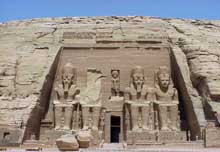 Abou Simbel : le grand temple de Ramsès II. (Site Egypte antique)