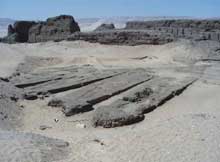 Egypte, culture de Nagada III : Abydos : les tombes à barques. (Site Egypte antique)