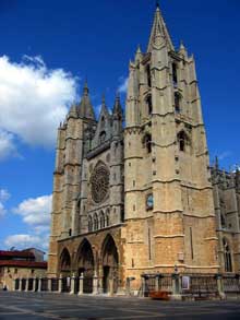 Leon : cathédrale santa Maria de Regla. La façade