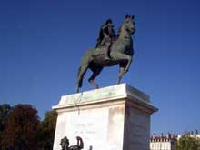 François Frédéric Lemot : statue équestre de Louis XIV. Lyon, place Bellecourt