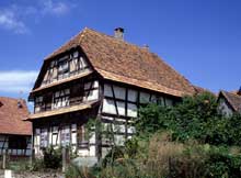 Betschdorf: une belle maison à colombage. (La maison alsacienne)