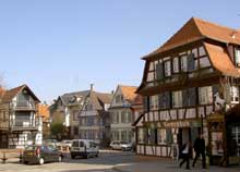 Schiltigheim: le centre du vieux village. (La maison alsacienne)