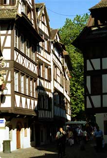 Strasbourg Petite France: rue des Dentelles. (La maison alsacienne)