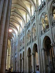 Noyon, cathédrale Notre Dame : élévation de la nef