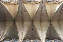 Soissons : cathédrale saints Gervais et Protais. Voûte de la nef