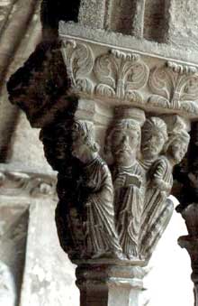 Arles, saint Trophime : le cloître. Bas relief