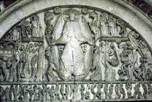Autun, cathédrale saint Lazare : le tympan de la façade occidentale : vue générale