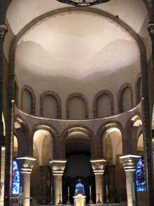 Eglise abbatiale de Saint Gildas de Rhuis : le chœur