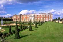 Christopher Wren : Hampton court, façade sud