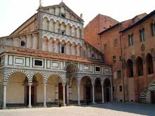 Pistoia : la cathédrale San Zeno, la nef, XIIè