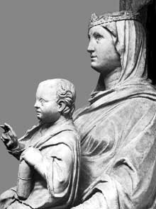 Arnolfo di Cambio : madone et enfant, détail. 1296-1302.Marbre. Flornece, Musée de l’œuvre du dôme