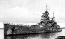 Orgueil de la flotte de sa Majesté, le HMS Prince of Wales sera mortellement touché par les torpilles japonaises à Singapour